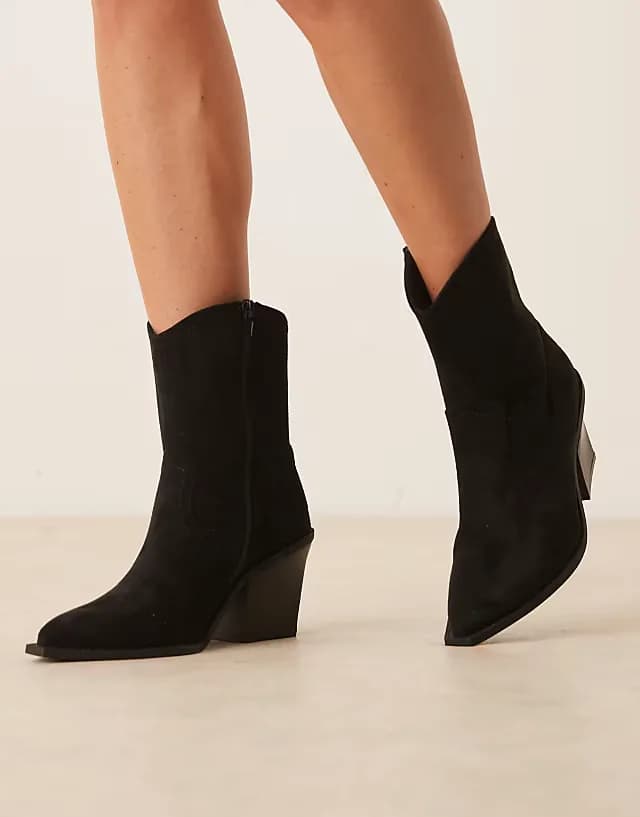 Wide Fit Remedy heeled western boots in black suedette