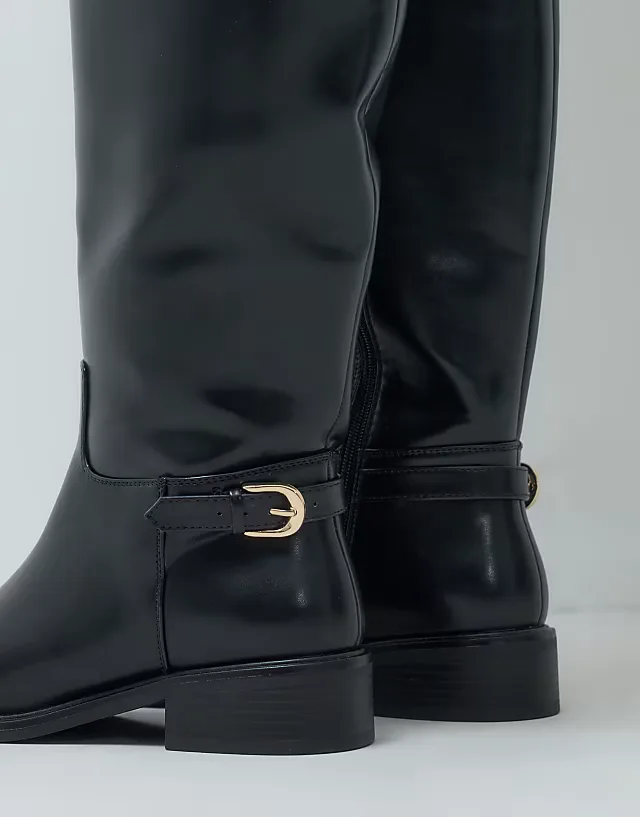 Curve Cecile flat riding knee boots in black