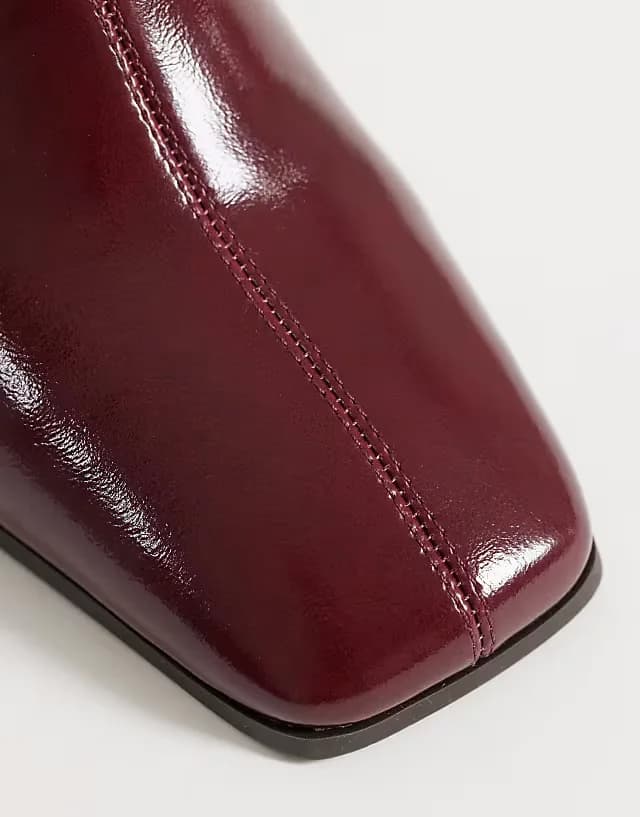 Rafe block heel ankle boots in burgundy