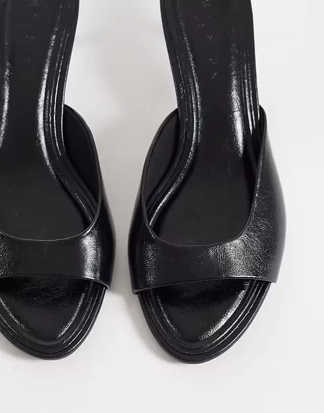 Wide Fit High-Five kitten heel mules in black