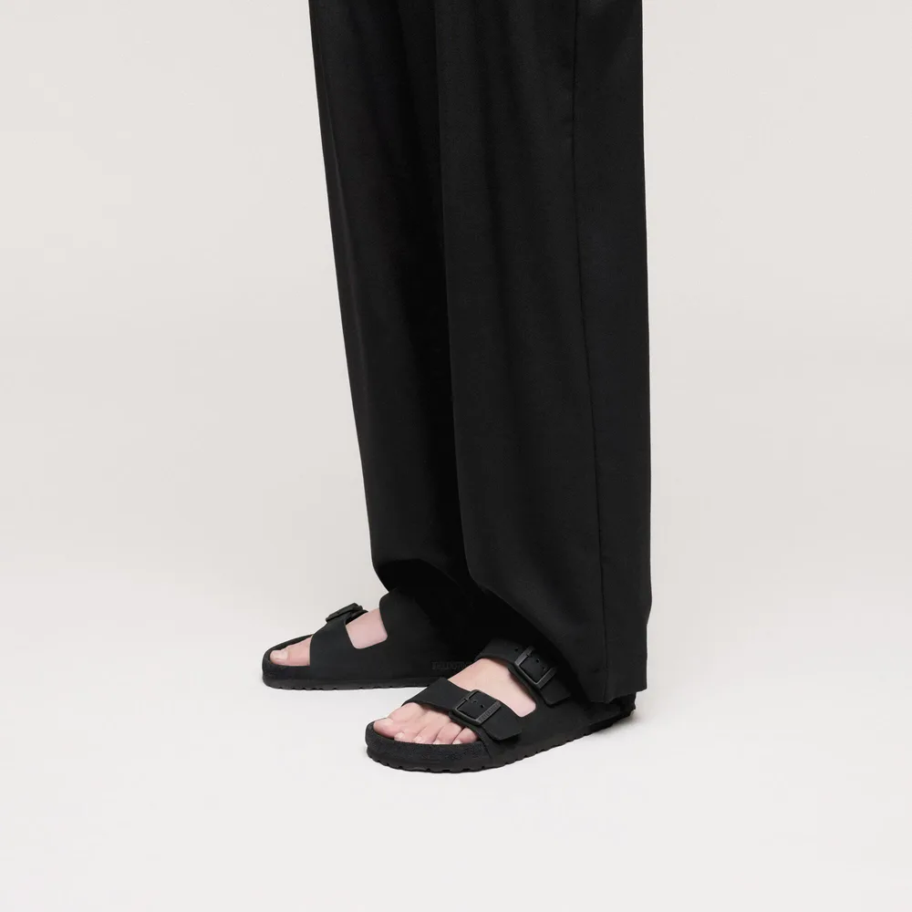 Arizona Nubuck Leather Black