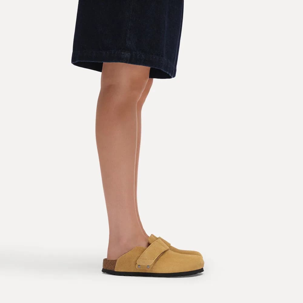 Loma Suede Leather