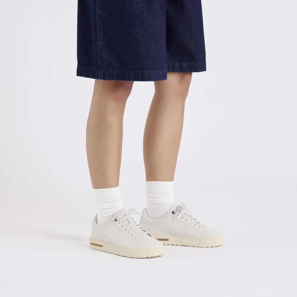 Bend Low Suede Leather Antique White