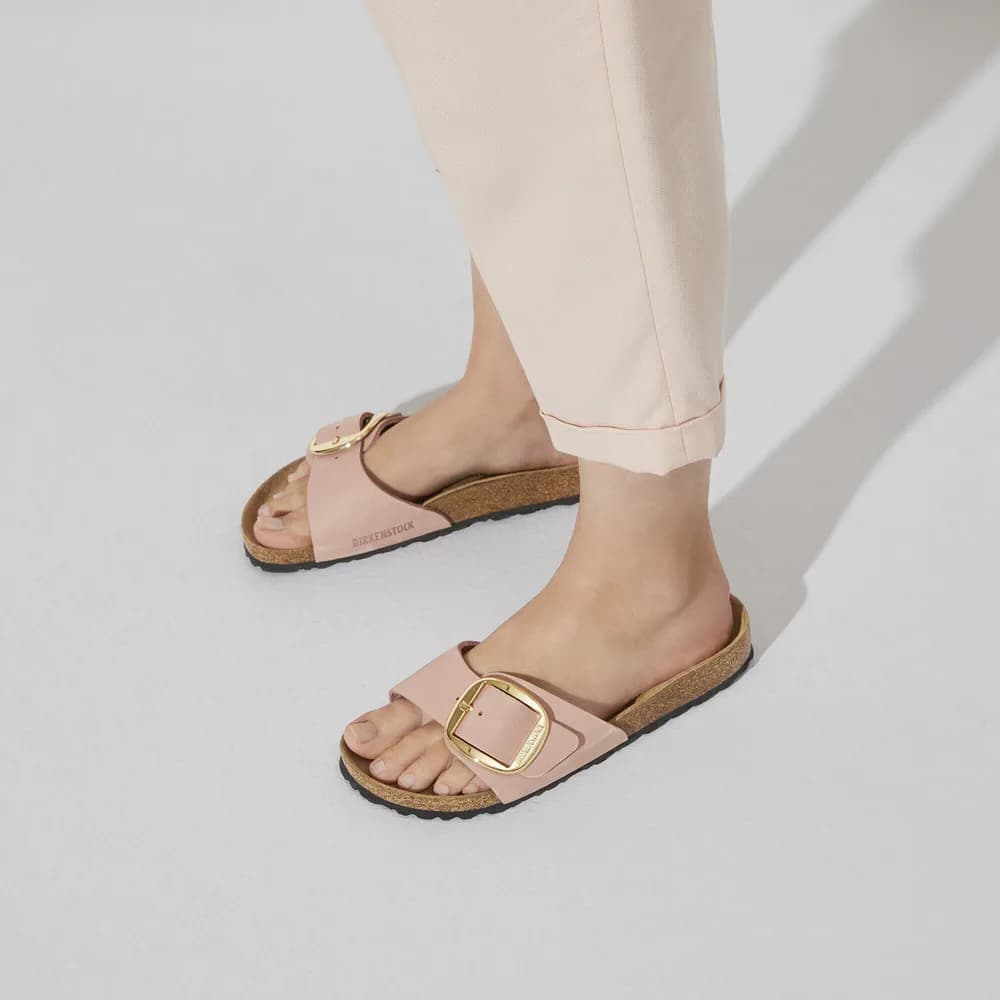 Madrid Big Buckle Nubuck Leather Old Rose