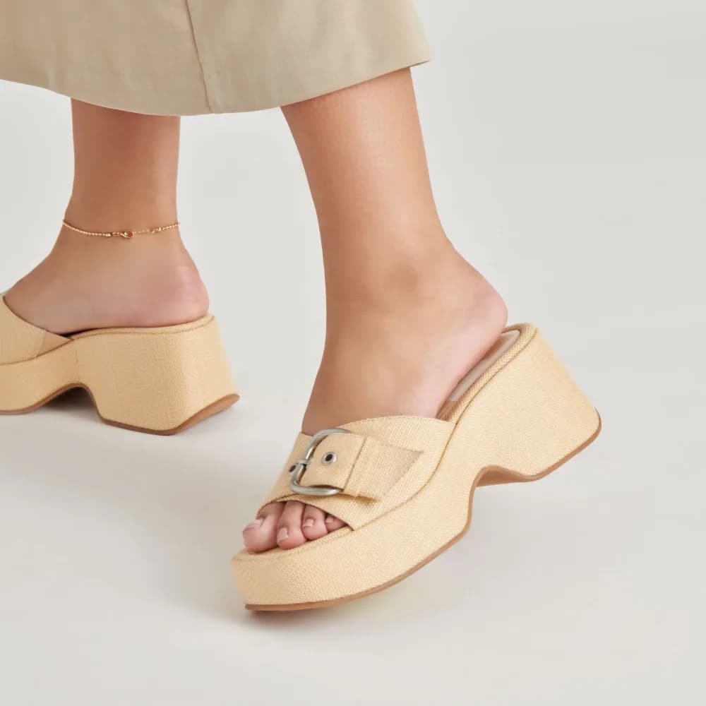 GISEL HEELS LT NATURAL WOVEN RAFFIA