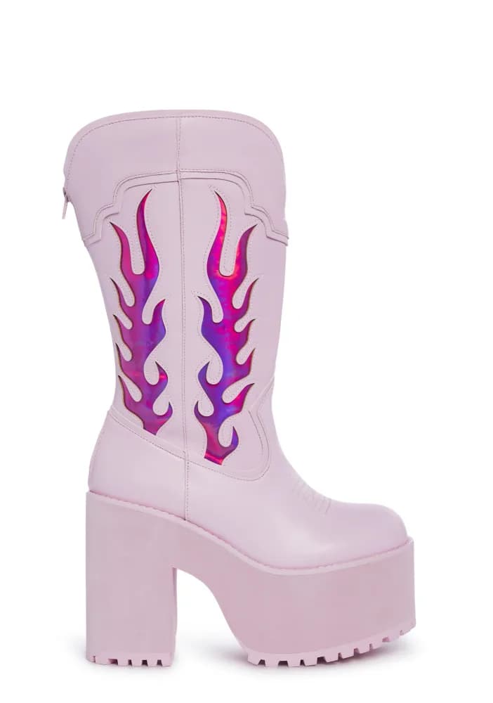 Dollskill shoe preview