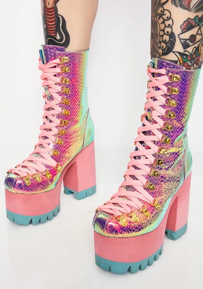 Poisonous Vixen Snake Platform Boots