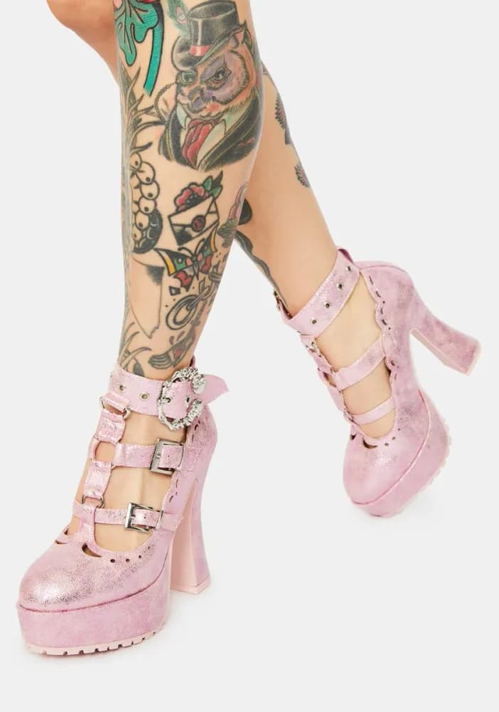 Dollskill shoe preview