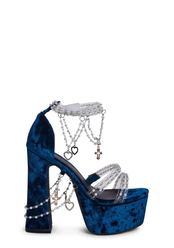 Dollskill shoe preview