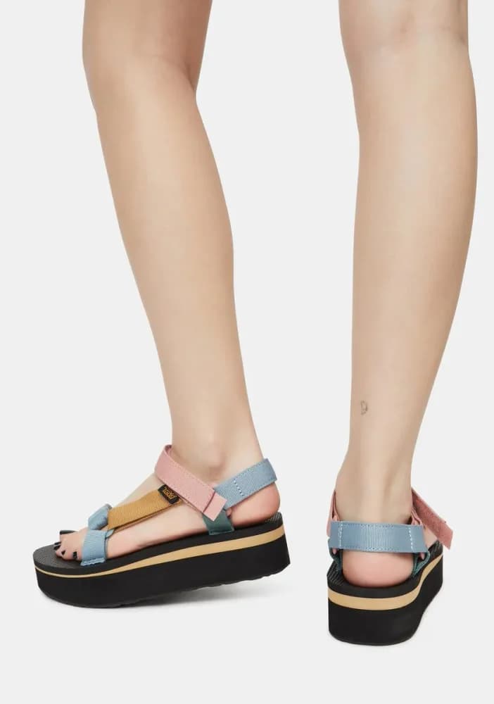 Light Multi Flatform Universal Sandals