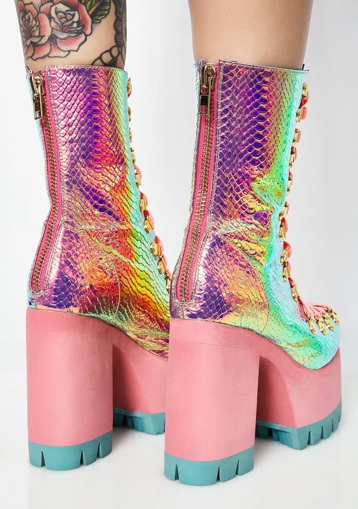 Poisonous Vixen Snake Platform Boots