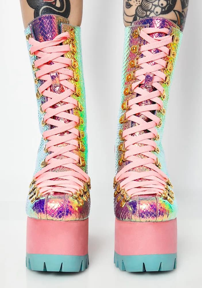 Poisonous Vixen Snake Platform Boots