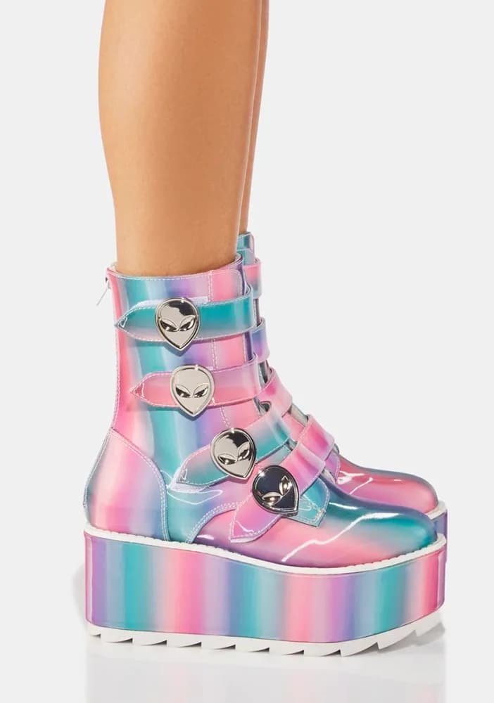Prizmatiq Pastel Karma Alien Boots