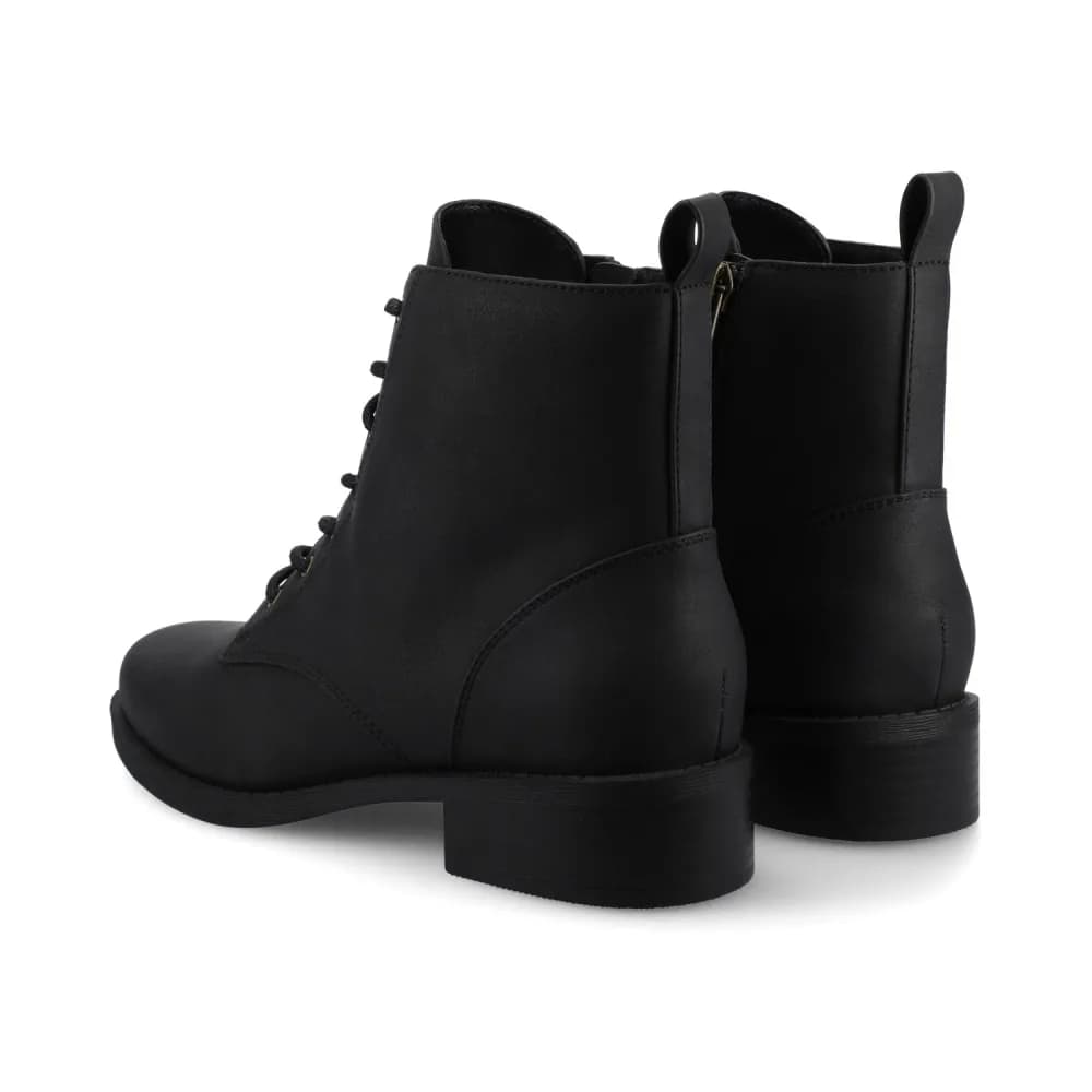 KODAH ANKLE BOOTS IN WIDE