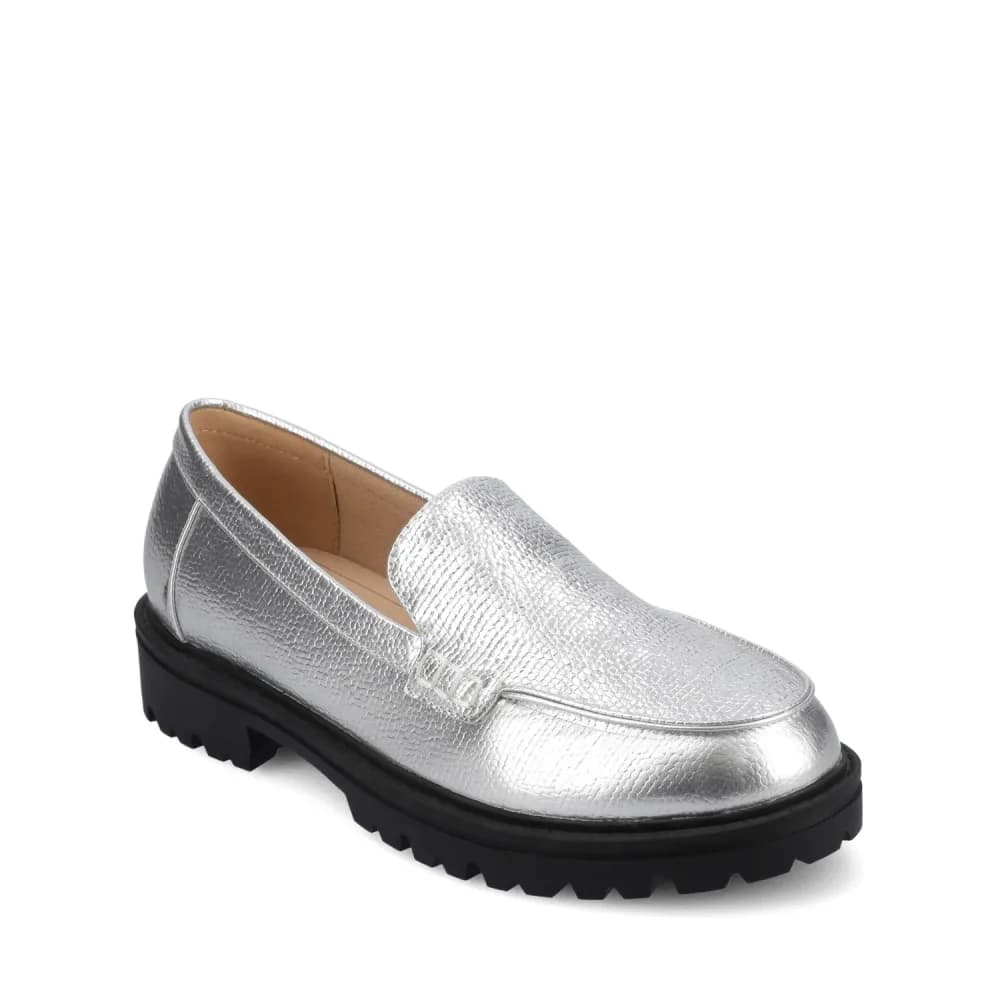 ERIKA SLIP ON LOAFER IN WIDE