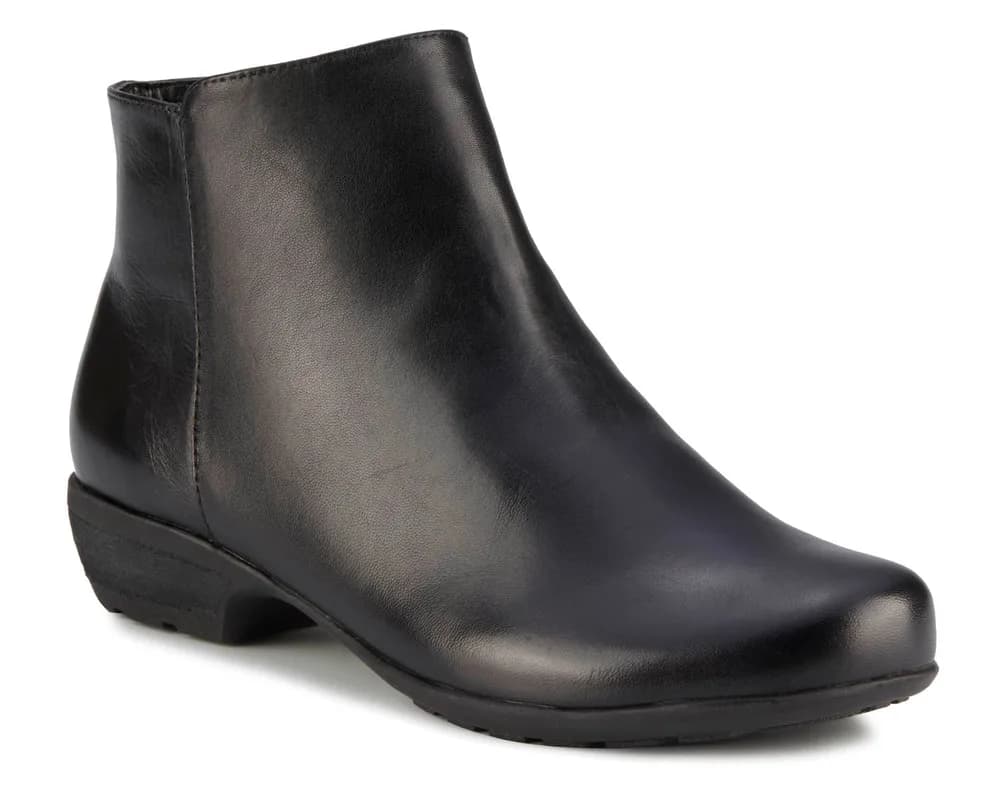 EZRA-Black Leather | Ros Hommerson