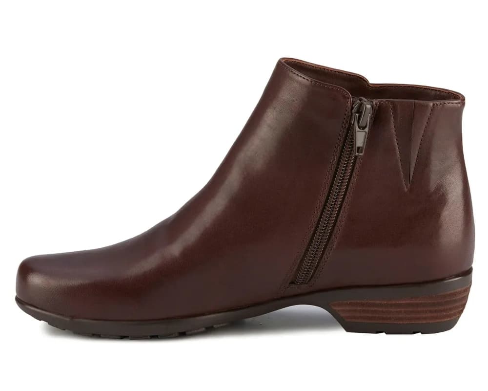 EZRA-Brown Leather | Ros Hommerson