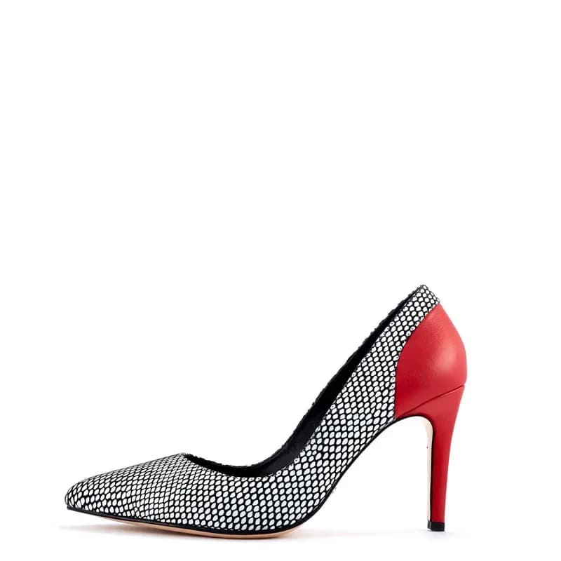 Lidia Talavera shoe preview