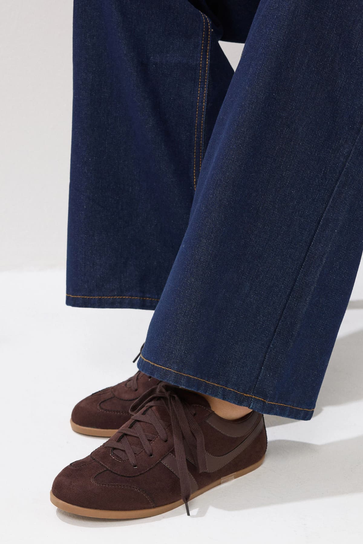 Chocolate Brown Padded Retro Trainers In Standard Fit