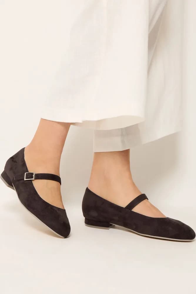 Chocolate Brown Mary Jane Low Heel In Standard Fit