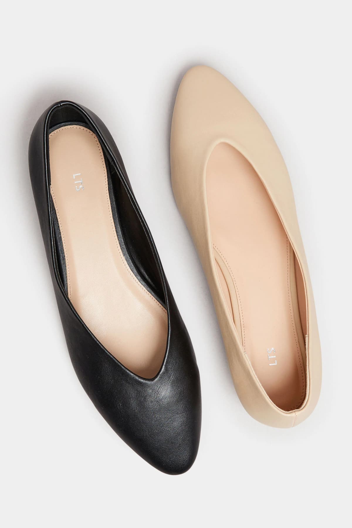 Black Pointed Court Block Heel In Standard Fit