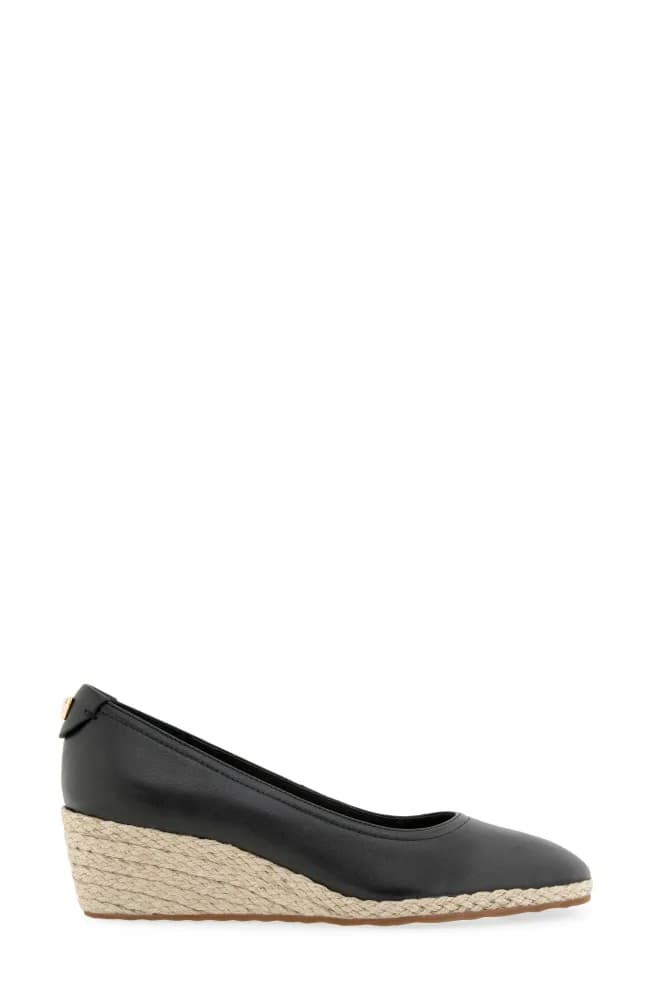 Roma Wedge Pump