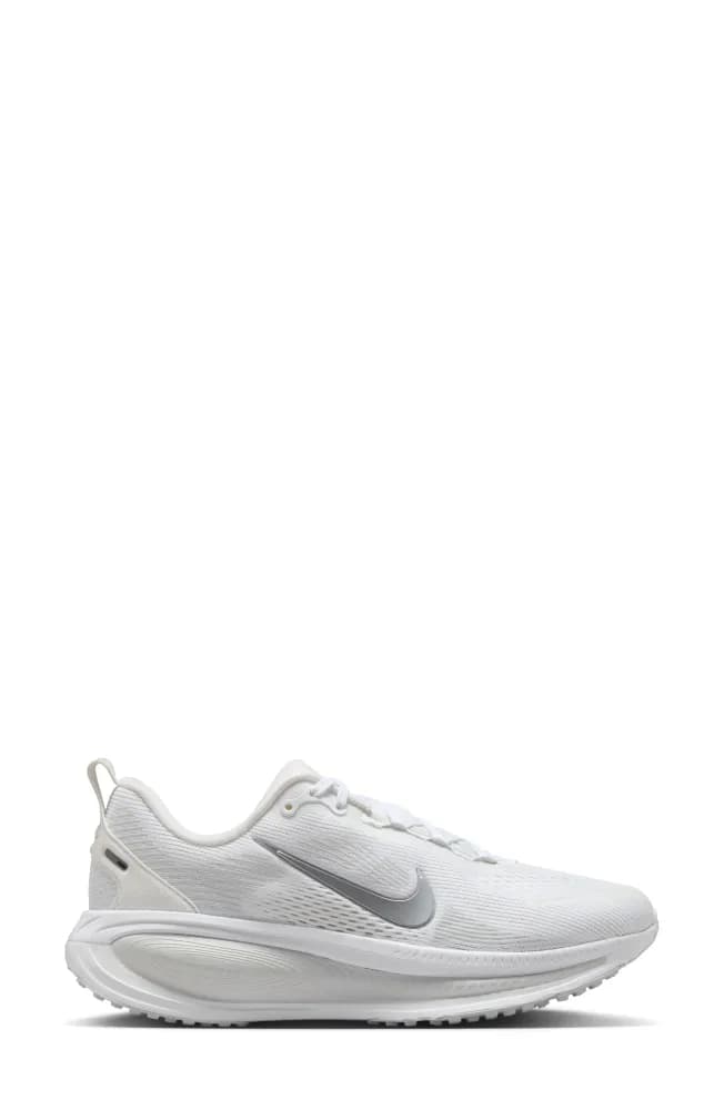 Vomero 18 Running Shoe
