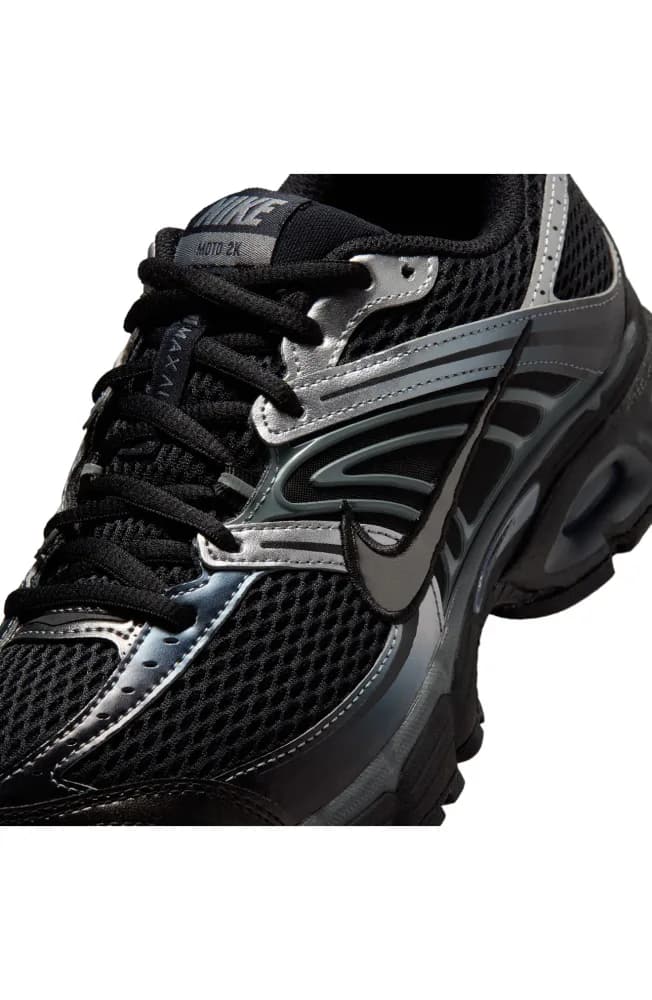 Air Max Moto 2K Sneaker