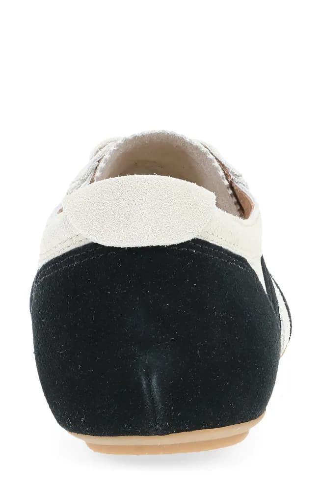 Milana Sneaker