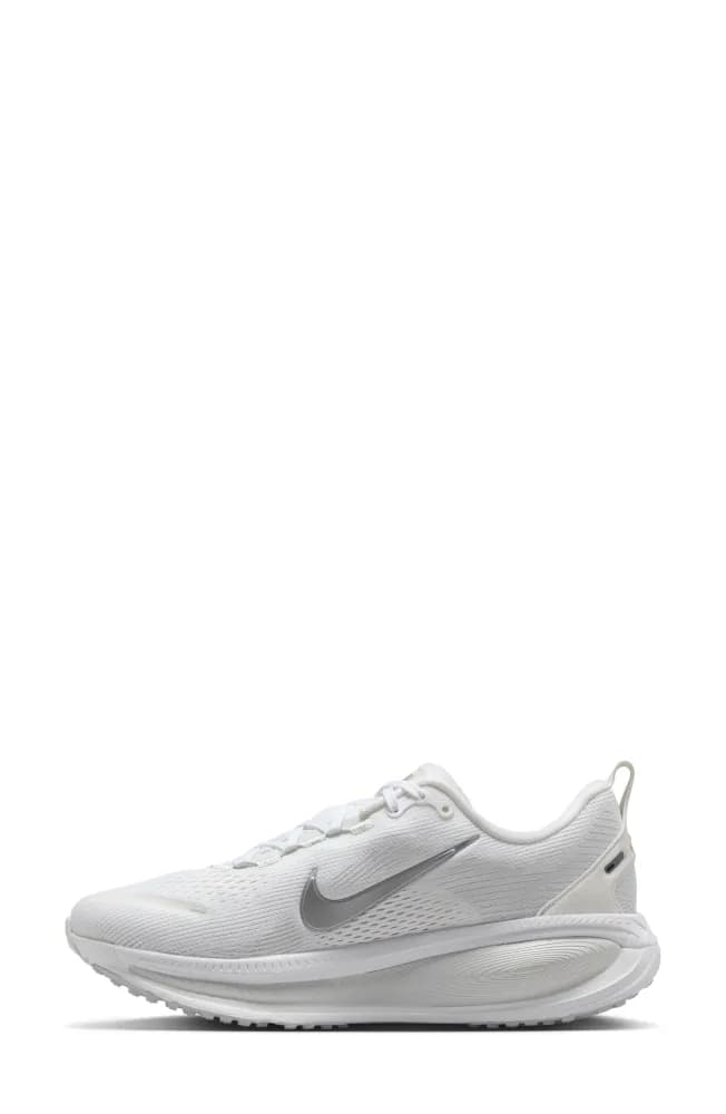 Vomero 18 Running Shoe