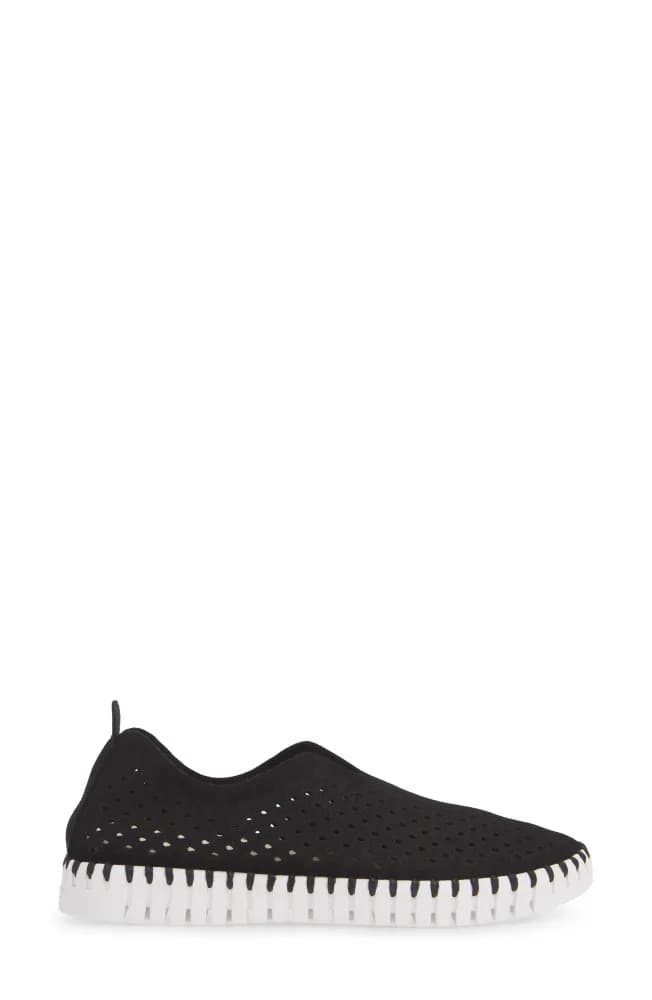Tulip 139 Perforated Slip-On Sneaker