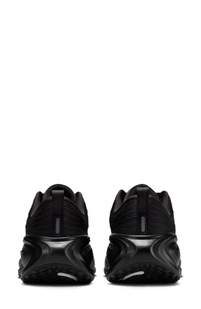 Vomero Plus Running Shoe