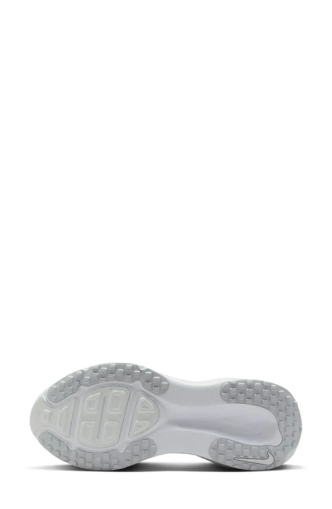 Vomero 18 Running Shoe
