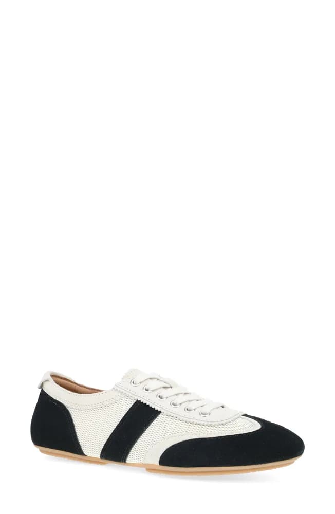 Milana Sneaker