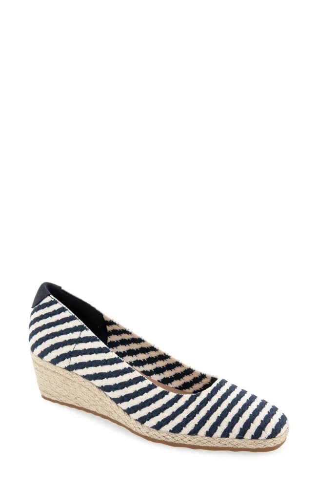 Roma Wedge Pump
