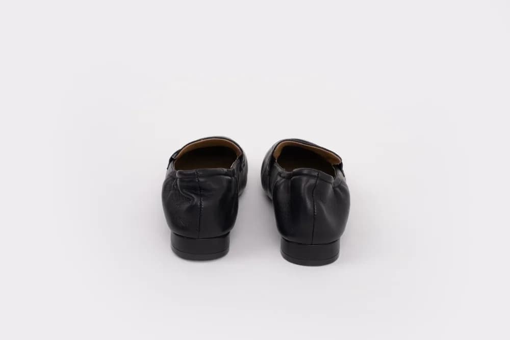 PENNY LOAFER (BLACK)