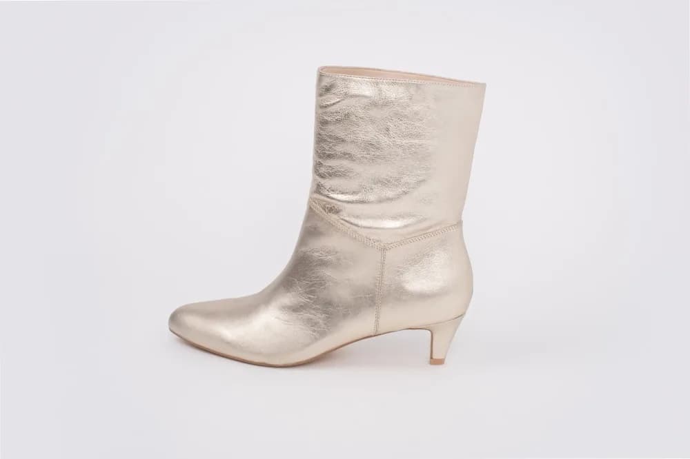 ZAHLIA BOOT (GOLD)
