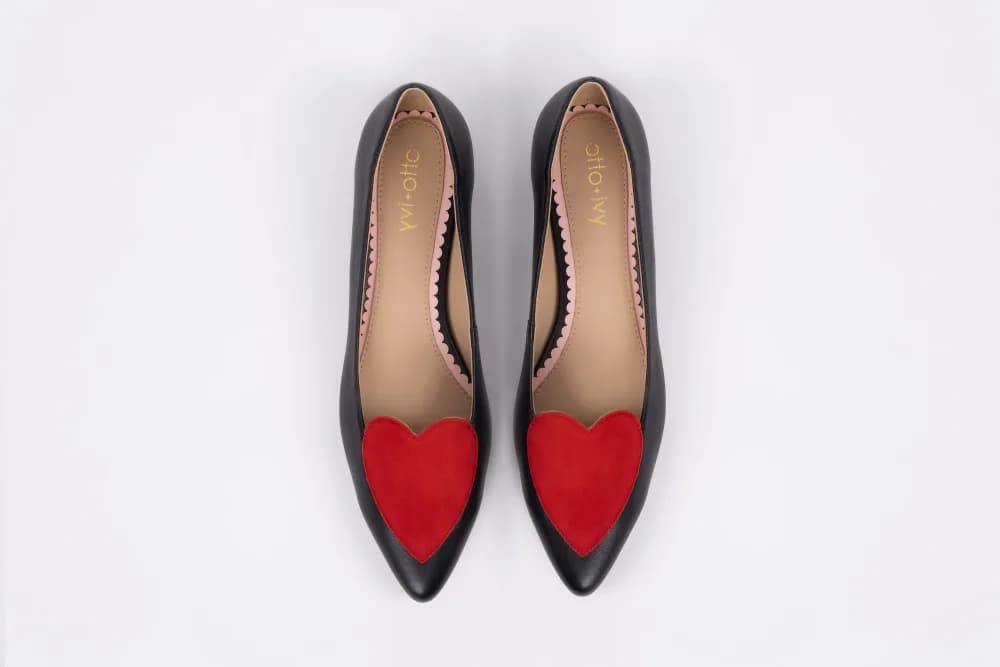 ROSIE FLAT (BLACK LEATHER/ RED SUEDE)