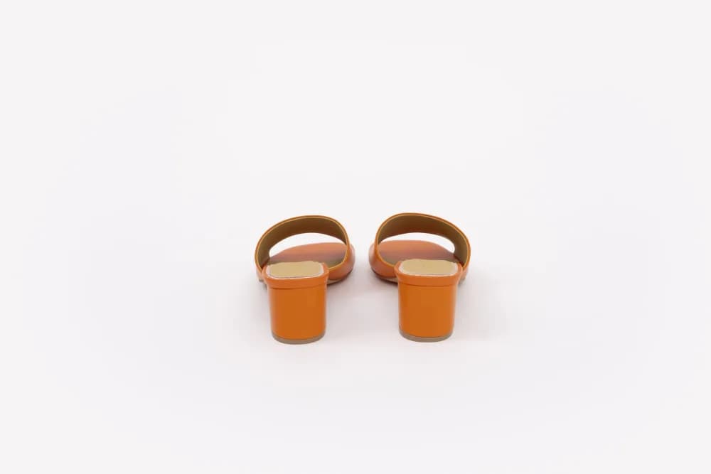 PIPPY SANDAL (ORANGE)