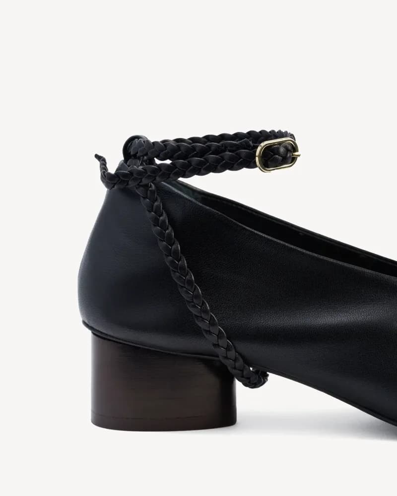The Alma Anklet Pump