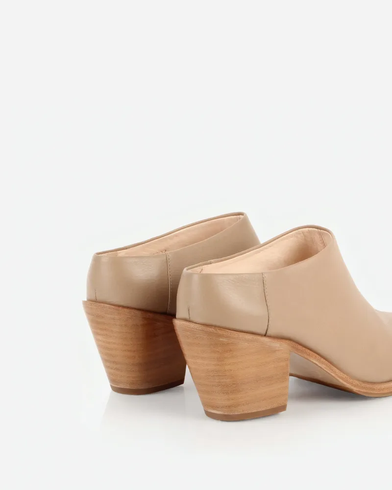 The Heeled Mule