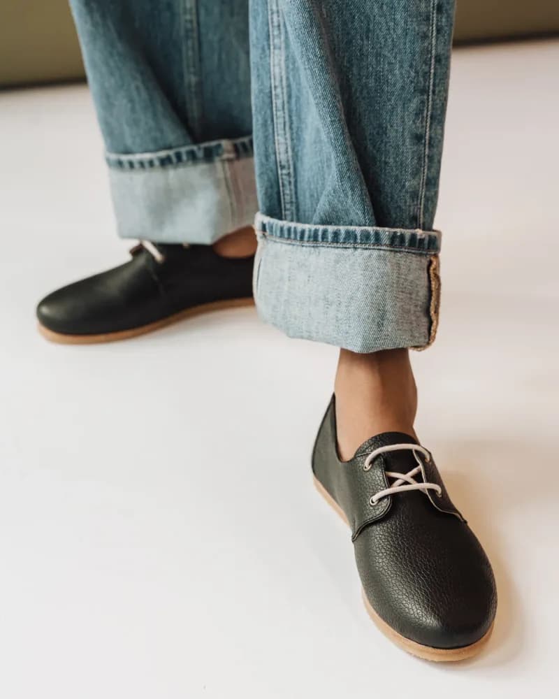 The Eyelet Oxford Jute