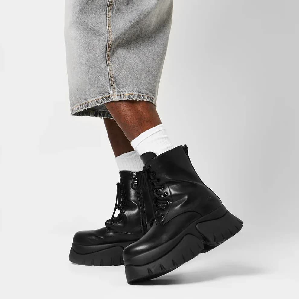 Rancor Vilun Black Lace Up Boots