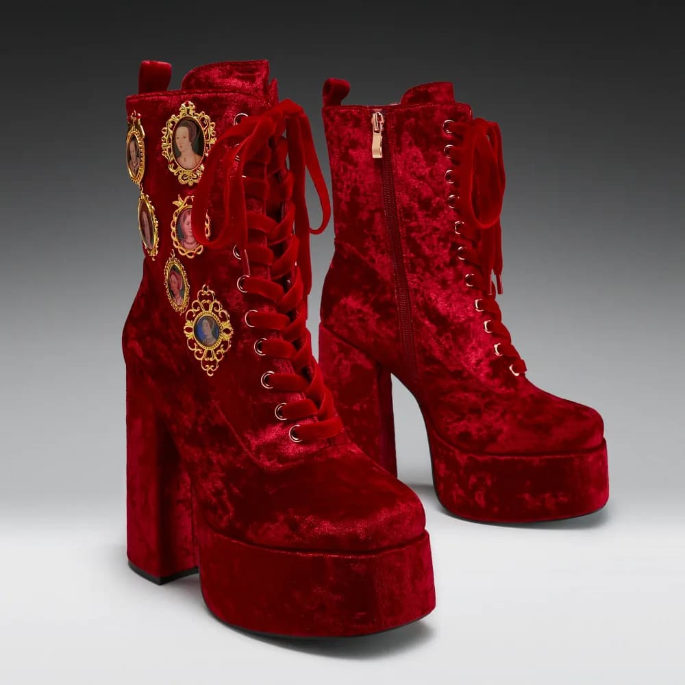 The Six Shadows Heeled Boots