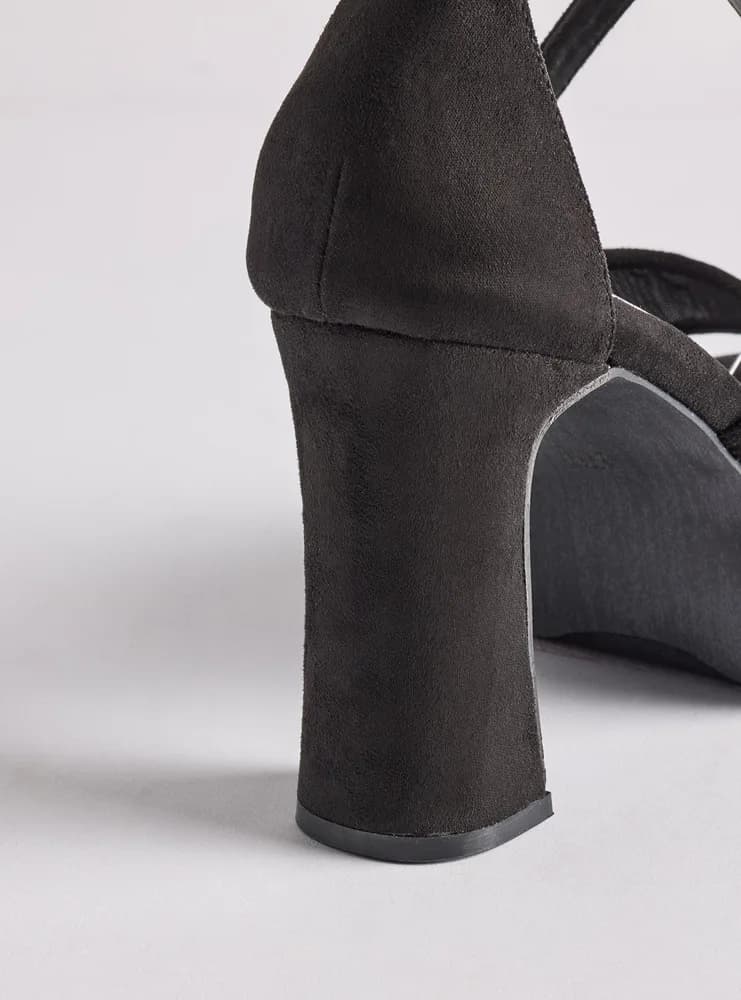 Criss-Cross Platform Heel (WW)