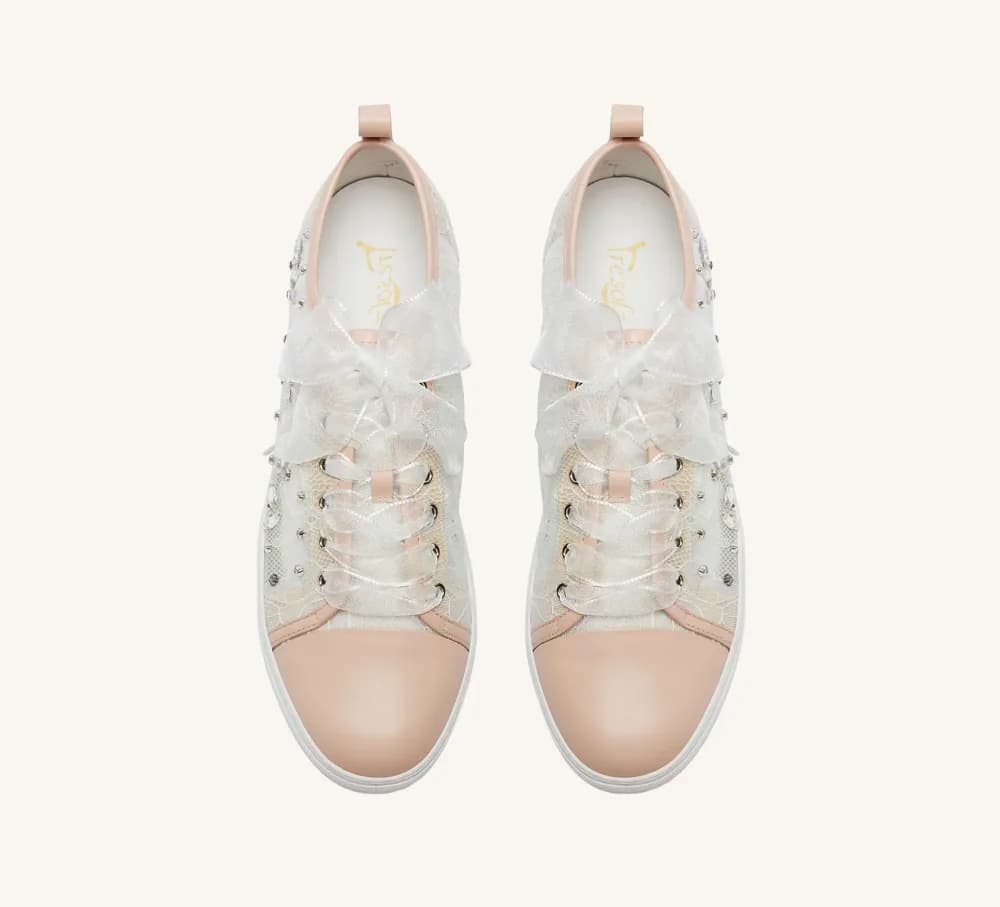 Hopey Leather Dress Sneaker Built-In Arch Support Standard and Wide