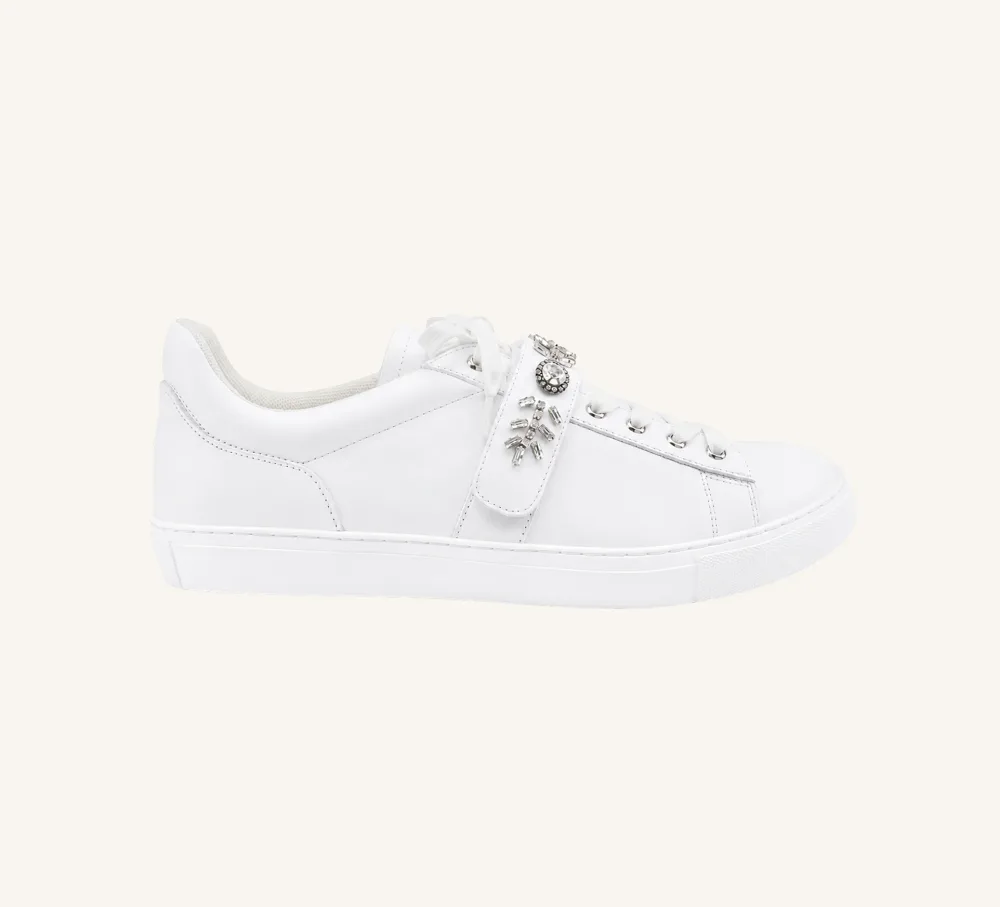 Gabby Leather Fashion Sneaker Built-In Arch Support Standard and Wide