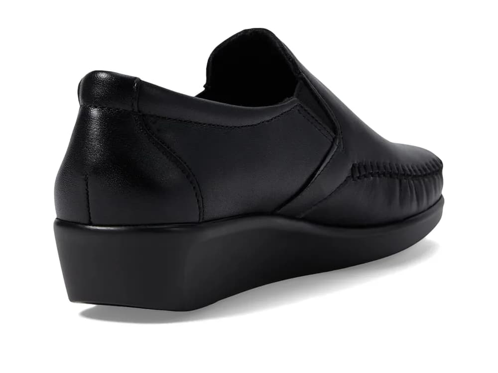 Dream Comfort Loafer
