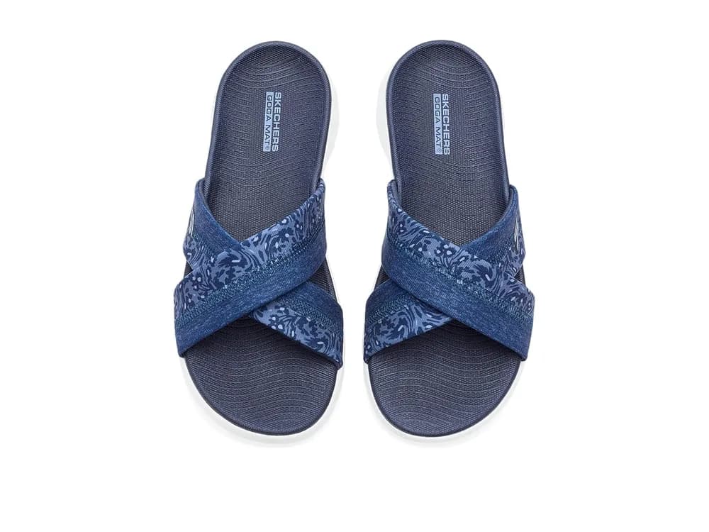 On-The-Go GO Walk Flex Sandals w/ Floral Print