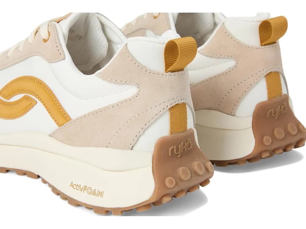 Jetsetter Sneakers